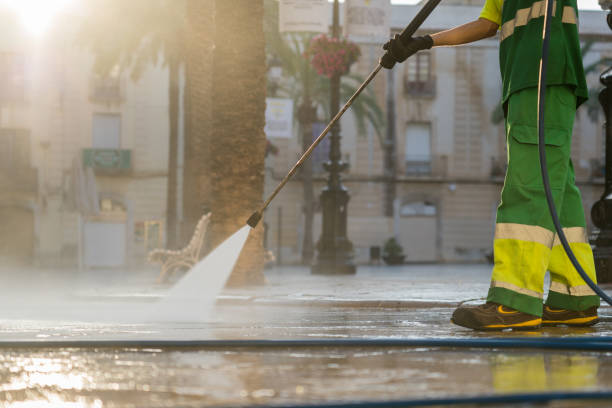 Best Garage Pressure Washing  in Kentland, IN
